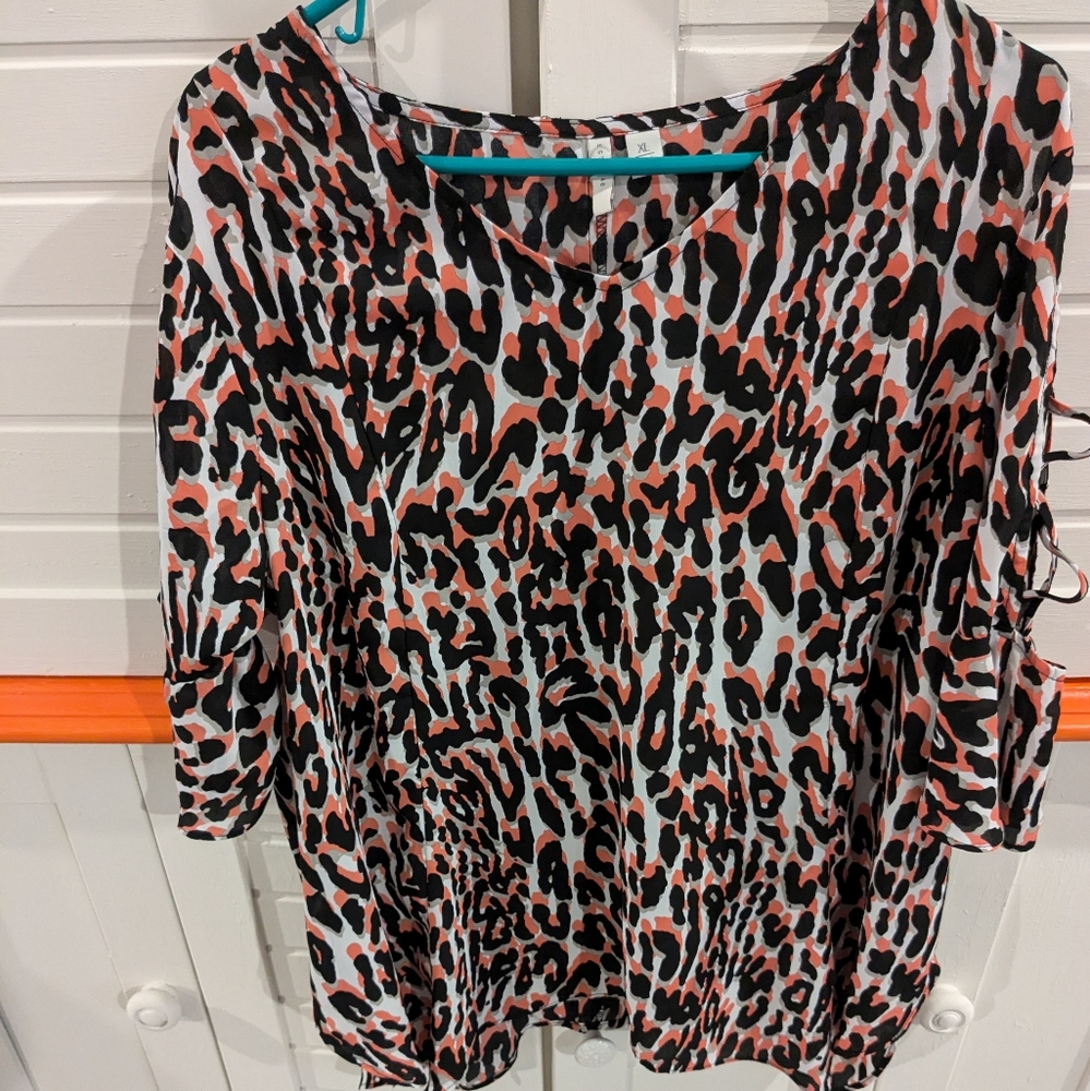 Extra large pink and black leopard print blouse